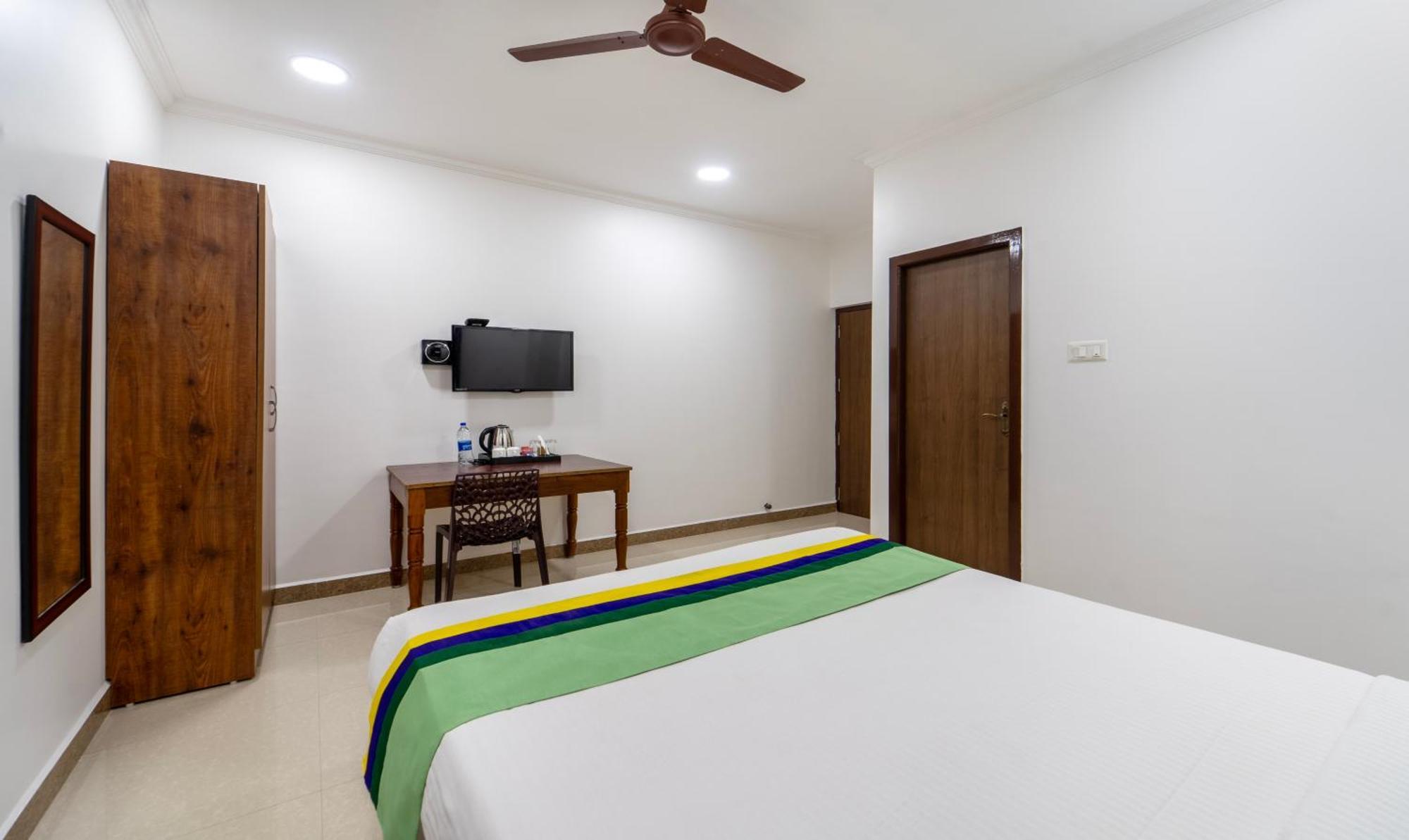 Treebo Ngh Transit Hotel Chennai Exterior photo