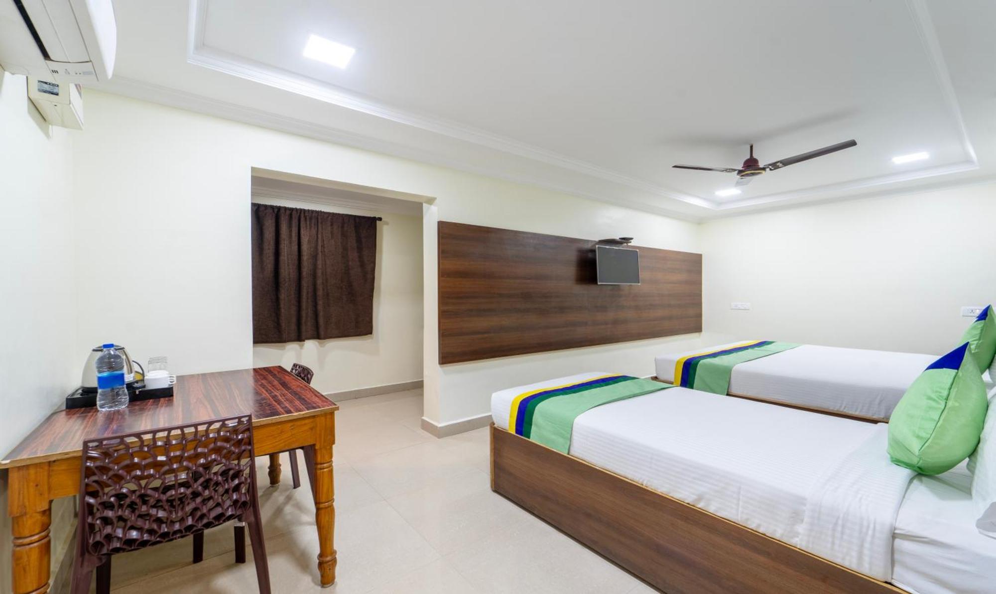 Treebo Ngh Transit Hotel Chennai Exterior photo