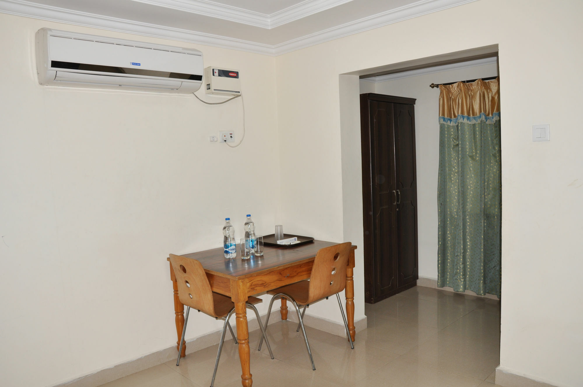 Treebo Ngh Transit Hotel Chennai Exterior photo